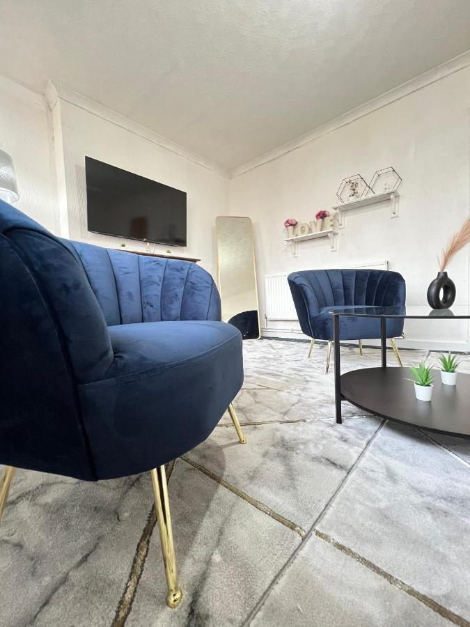 Entire 3 Bedroom Luxury Apartment In London With Private Balcony 外观 照片
