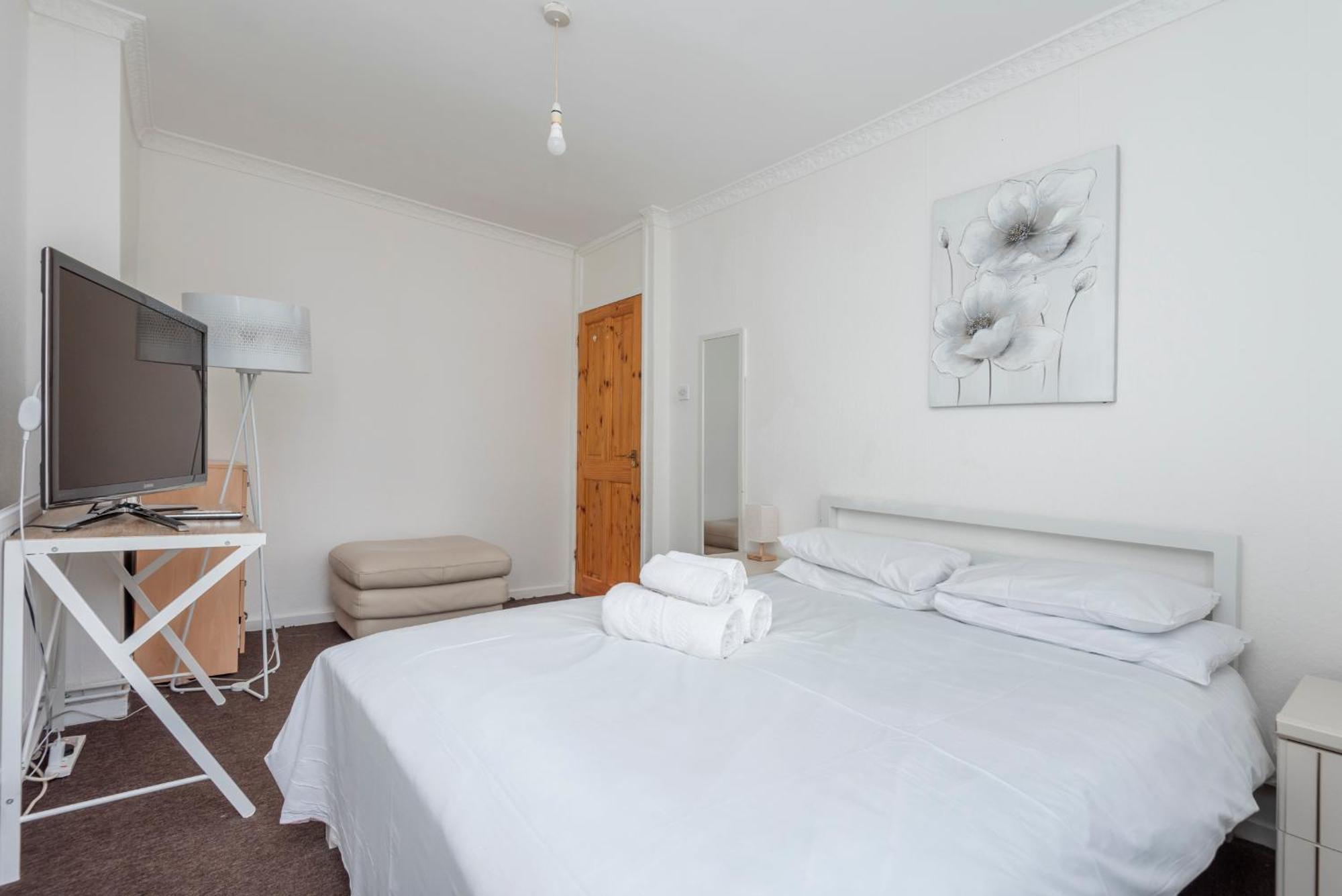 Entire 3 Bedroom Luxury Apartment In London With Private Balcony 外观 照片