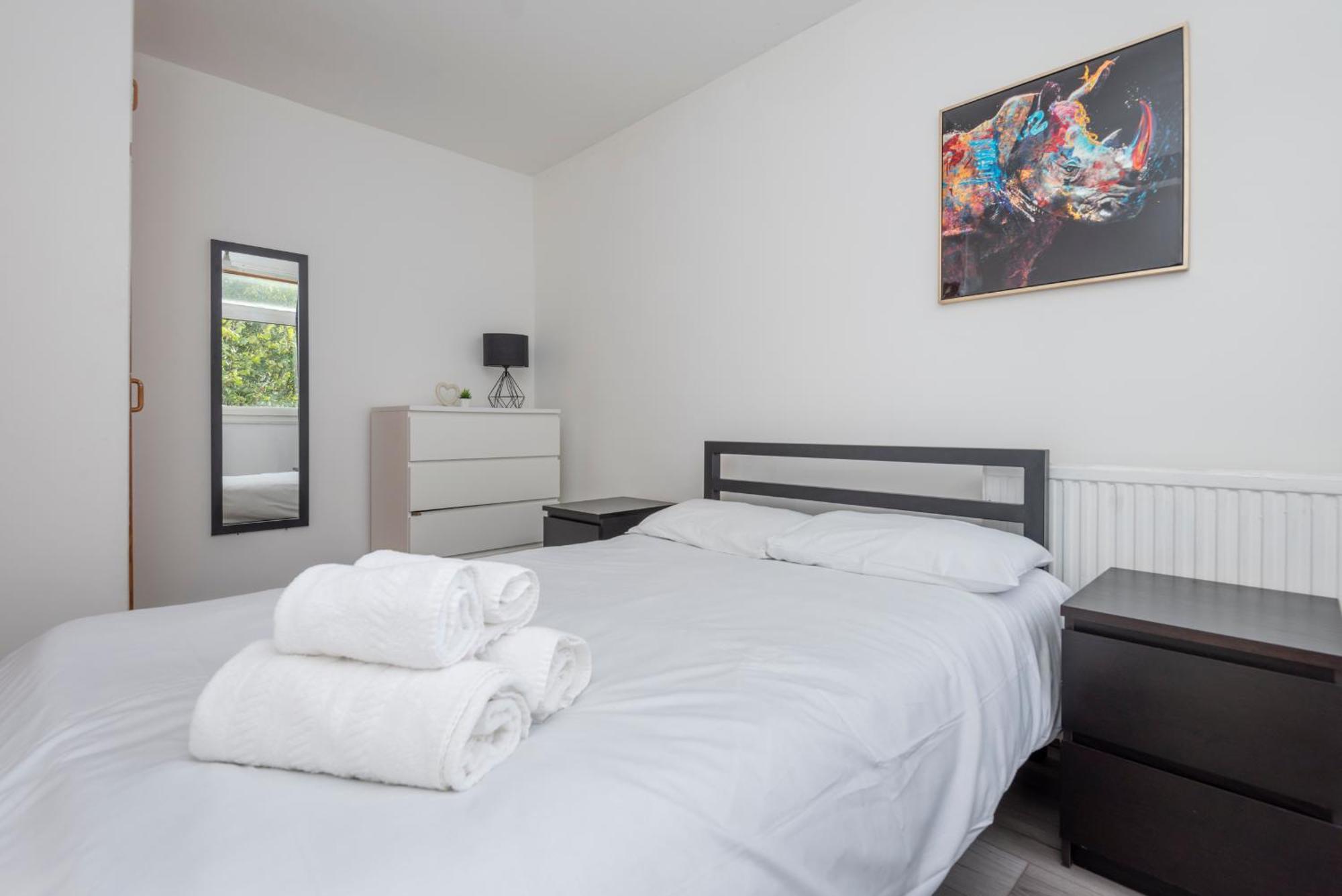 Entire 3 Bedroom Luxury Apartment In London With Private Balcony 外观 照片